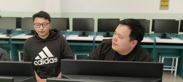 2_调整大小.jpg 2_调整大小.jpg