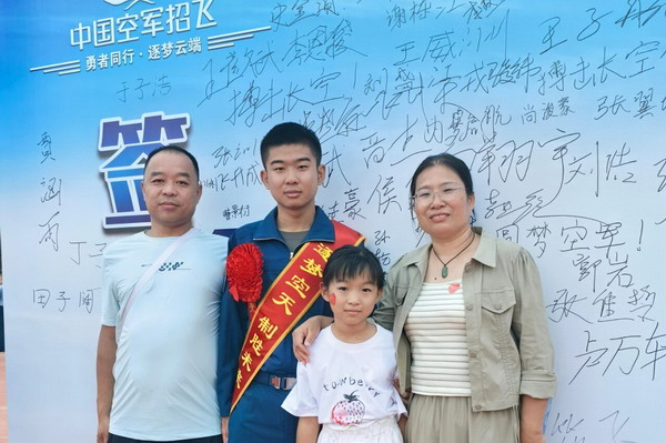 1_缩小大小.jpg 1_缩小大小.jpg