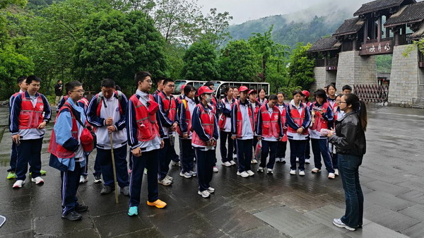 4_缩小大小.jpg 4_缩小大小.jpg
