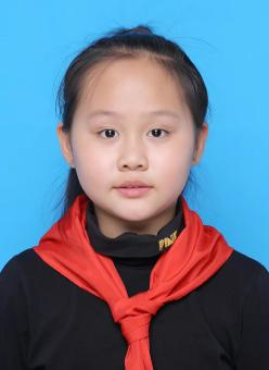 李瑶.png