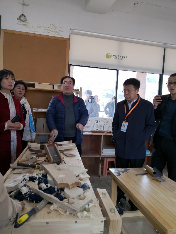 2.考察杭州市学军小学.jpg