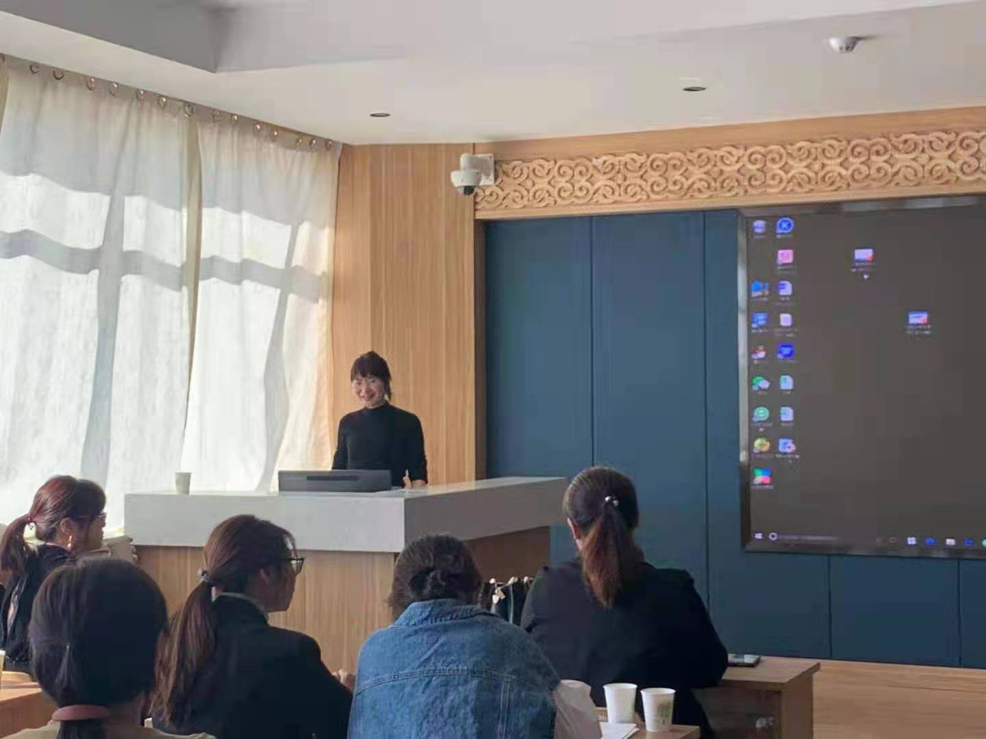 1622689695168016.jpg 微信图片_高考研讨.jpg